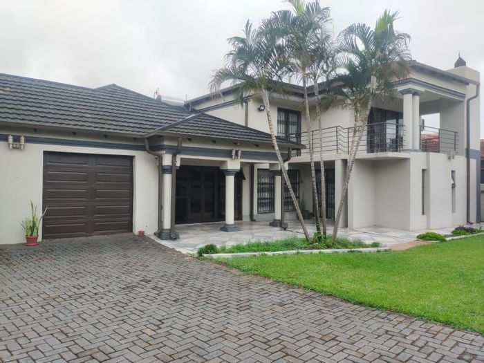 Spacious 7-bedroom house in Thohoyandou with garden, office, and security features. For Sale.