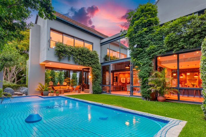 Bryanston House For Sale: 5 beds, pool, office, staff quarters, secure estate.