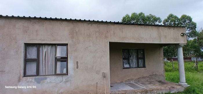 House for Sale in Richards Bay Rural: 1 Bedroom, outdoor space, convenient amenities.