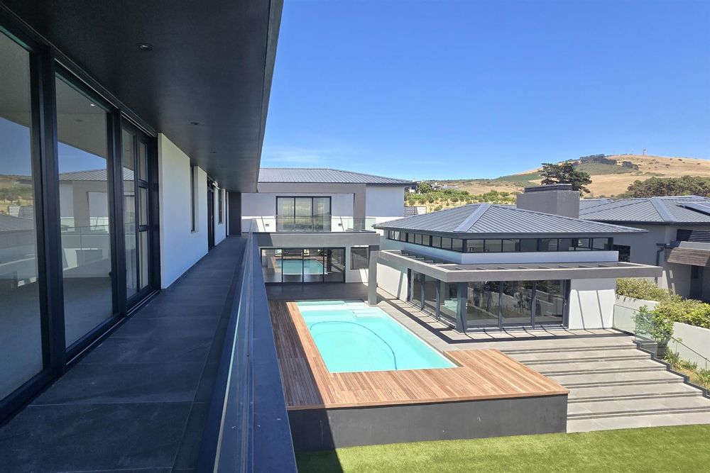 Outside master bedroom