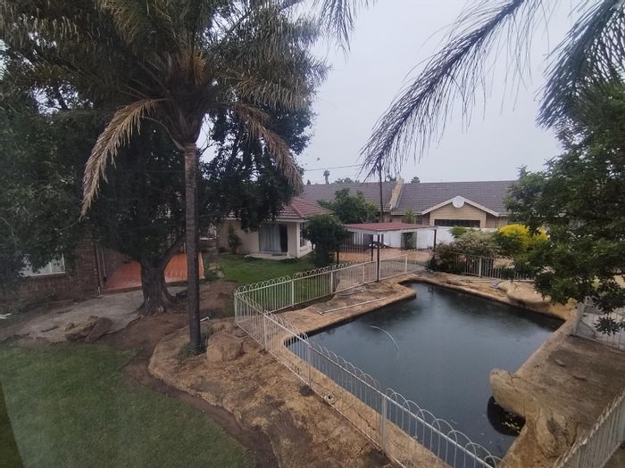 Lennoxton House For Sale: Two homes, pool, garage, near schools and amenities.