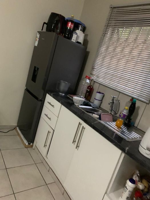 Cottage to rent in Norkem Park: 1 bed, kitchen, bathroom, parking, near malls.