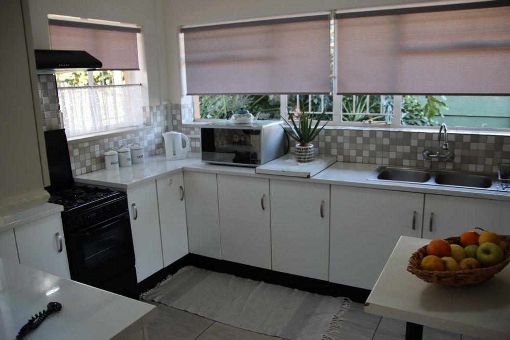 Modern Newly Renovated Kitchen