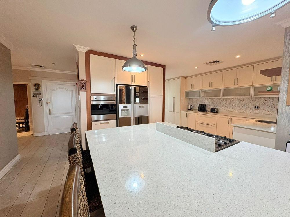 Great Layout for Entertaining