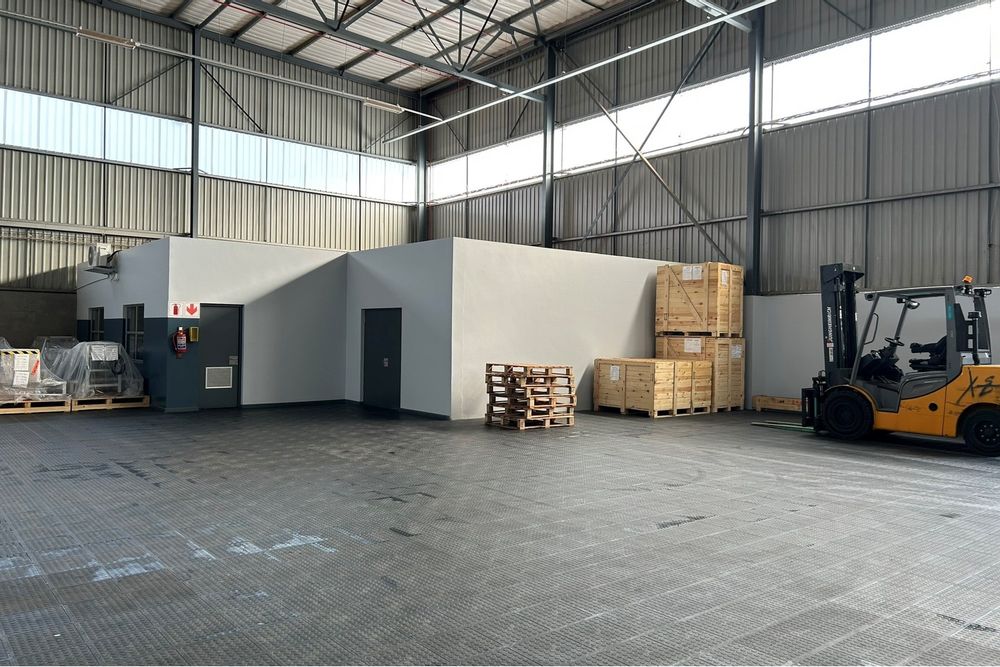 Office or storage area in warehouse