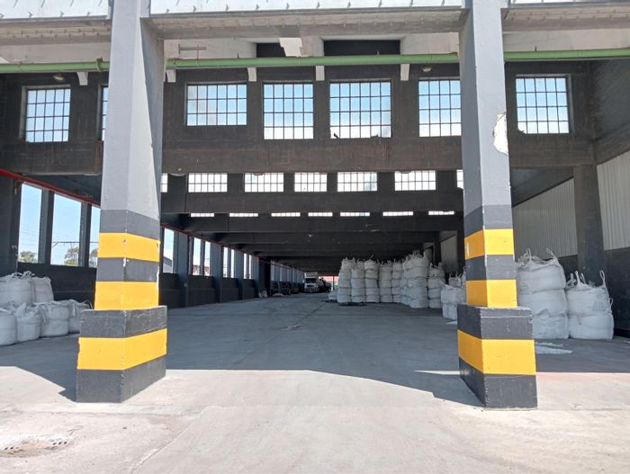 House To Rent in Prospecton Industrial: Large space, secure access, multiple facilities.