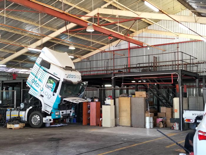 Westmead House To Rent: Spacious layout, large yard, multiple roller doors available.