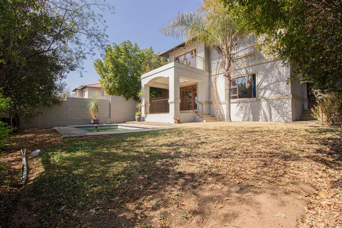 For Sale: Fourways House with pool, garden, staff accommodation, and ample parking.