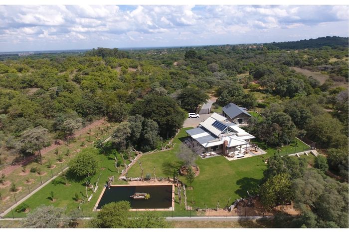 For Sale: House in Intaba-Indle Wilderness Estate with solar power, chalet, and dam access.