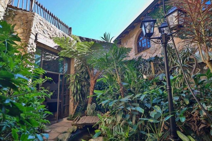 Nelspruit Rural Farm For Sale: 8.7ha, multiple homes, solar power, hiking trails.