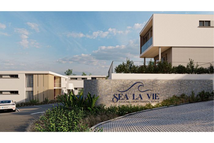 For Sale: House in Sheffield Beach with pool, gym access, and coastal living.