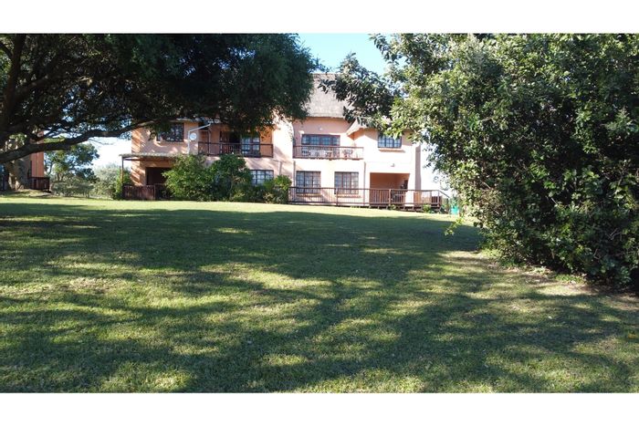 For Sale: Townhouse in Bathurst Rural with 3 en-suite bedrooms and terrace.