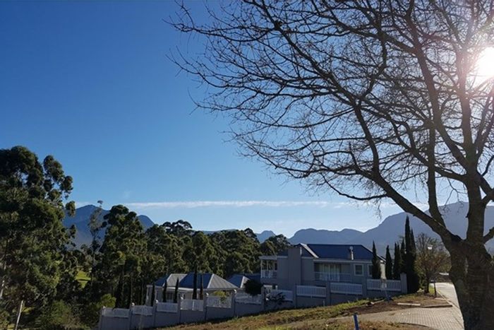 Vacant Land Residential in Heather Park For Sale: Build your dream home with mountain views.