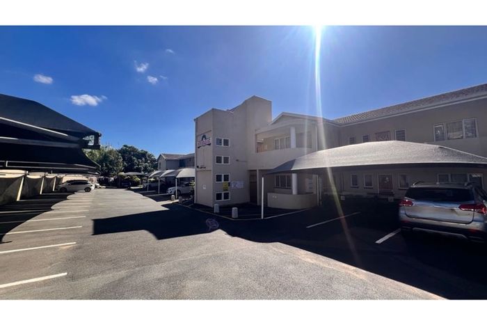 1-Bedroom Apartment For Sale in Amanzimtoti with Parking, Accessibility, and Local Amenities.