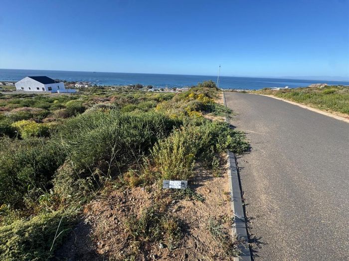 Vacant Land for Sale in St Helena Views: Ocean views, flexible building timeline, low levies.