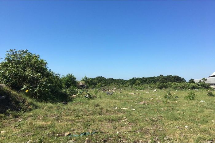 For Sale: 19,500m² Agricultural Land in Alton, near highway and railway access.