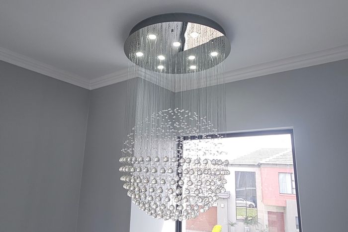 Sagewood House For Sale: 3 Bedrooms, secure estate, pool, clubhouse, tennis courts.