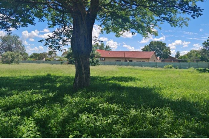 Deneysville Central: Vacant Land Residential For Sale with Water Connection & Scenic Views.
