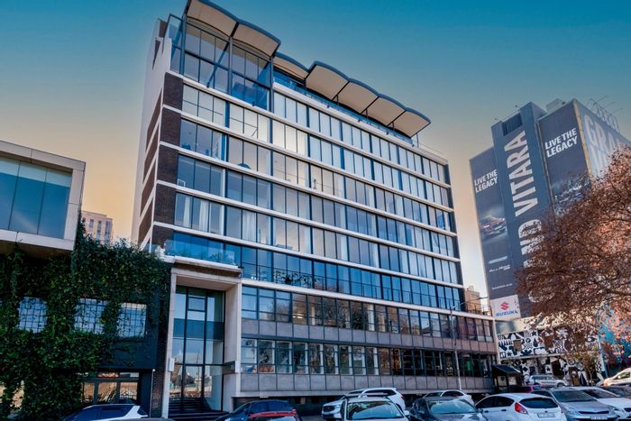 Spacious Braamfontein apartment for sale with panoramic views and secure parking.