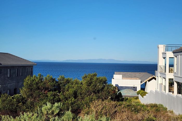 Vacant Land Residential in Shelley Point, For Sale: 677sqm, pet-friendly, secure estate.