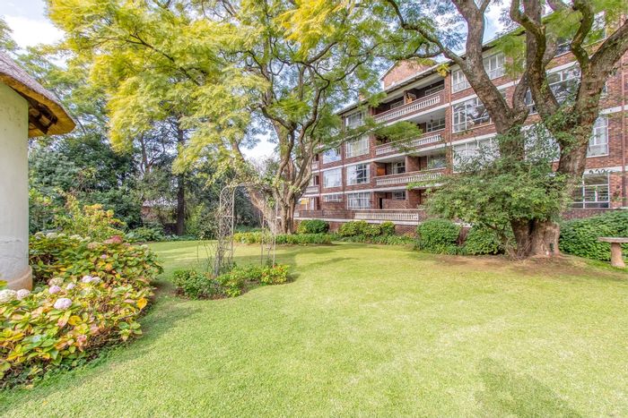 For Sale: Ground floor 2-bed apartment in Sandown with pool, security, and parking.