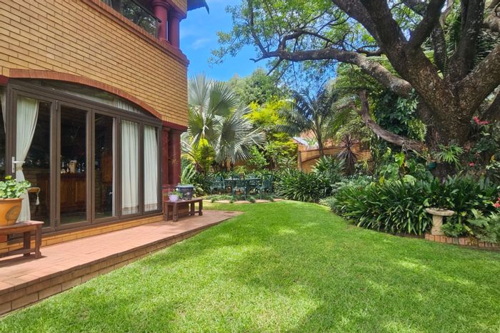 For Sale: Spacious 8-bedroom house in Ninapark with pool, garages, and gardens.