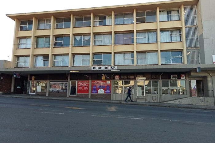 For Sale: Apartment in Pietermaritzburg Central with secure access, close to amenities.