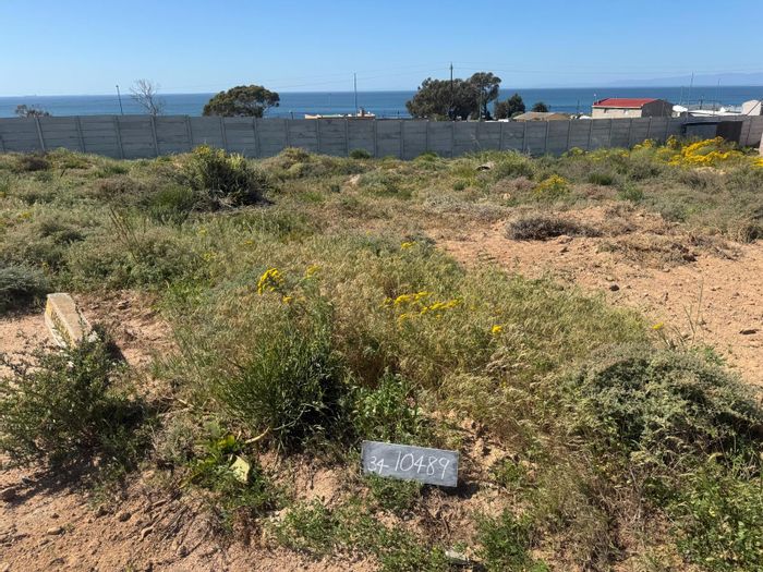 Vacant Land for Sale in St Helena Views: 250 sqm with ocean views.