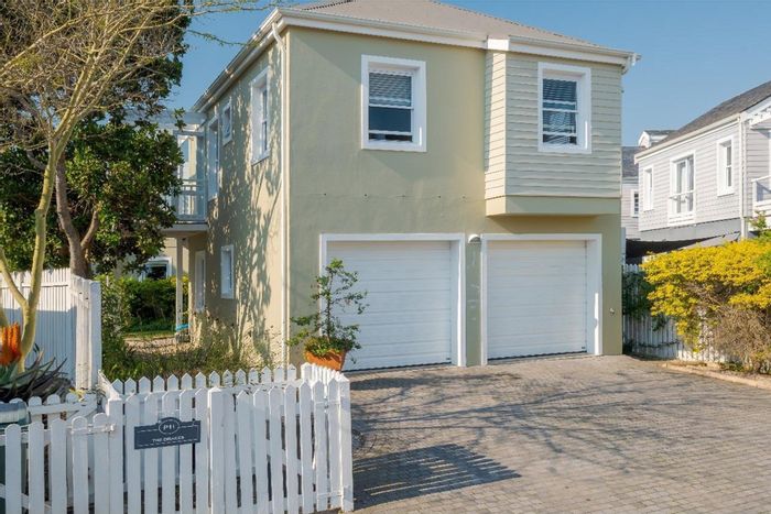 2-Bedroom Apartment To Rent on Thesen Islands with utilities, wifi, and amenities.