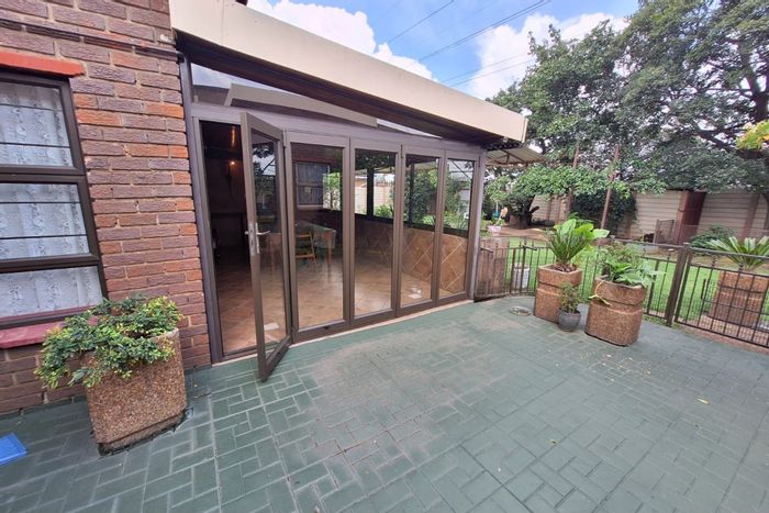 4-Bedroom House for Sale in Dalpark with Borehole, Solar System, and Flatlet.