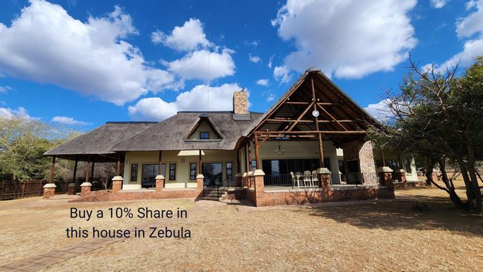 For Sale: House in Zebula Golf Estate with 5 bedrooms, golf, spa, and boma.