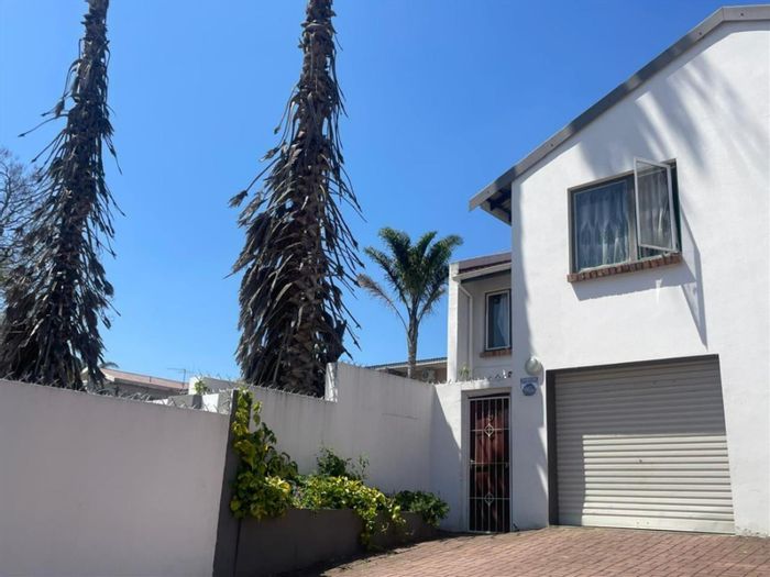 For Sale: Spacious 3-Bedroom Townhouse in King Williams Town Central with Private Garden.