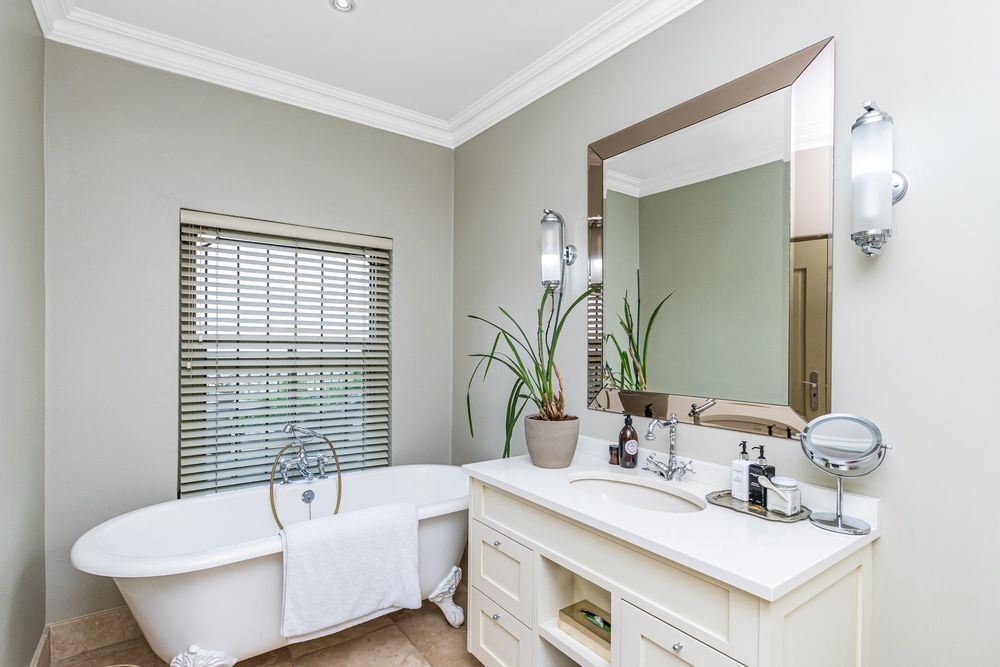 Ensuite bathroom - Bedroom 2