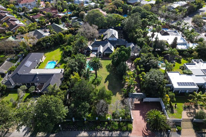 For Sale: Spacious 11-bedroom house with pool, flatlet, and ample parking in Durbanville Central.