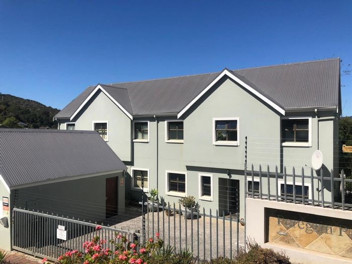 For Sale: 3-Bedroom House in Knysna Central with lagoon views and secure parking.