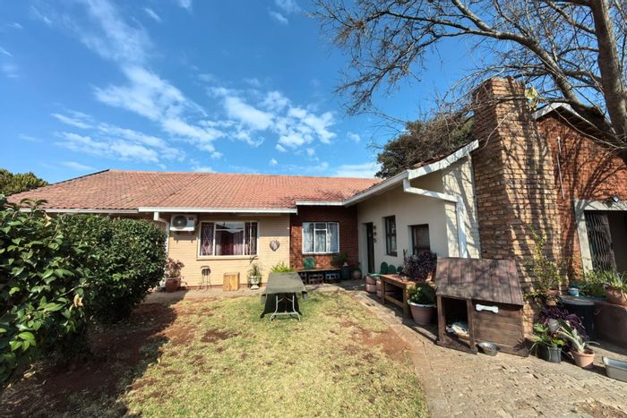 Cassandra House For Sale: Three rental units, private entrances, and prepaid utilities.