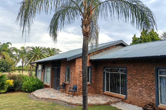 For Sale: 9.1ha Small Holding in Bela Bela Rural with Business Rights and Income Potential.