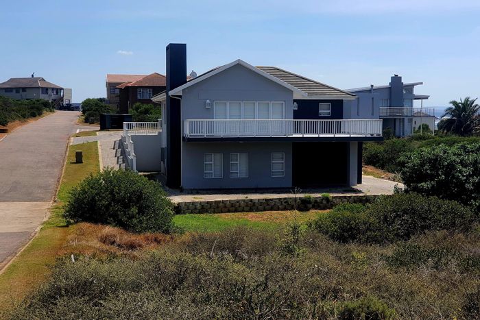 Vacant Land Residential in Vleesbaai Central: 593m2, corner plot, walk to beach. For Sale.