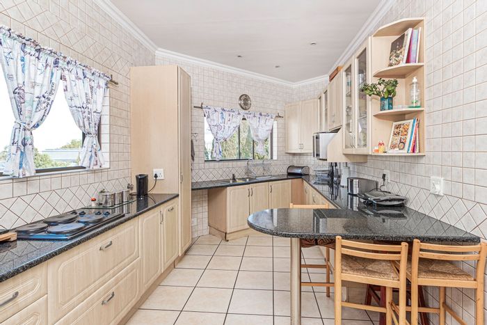 Northcliff House For Sale: 4 beds, 3 baths, double garage, secure yard.