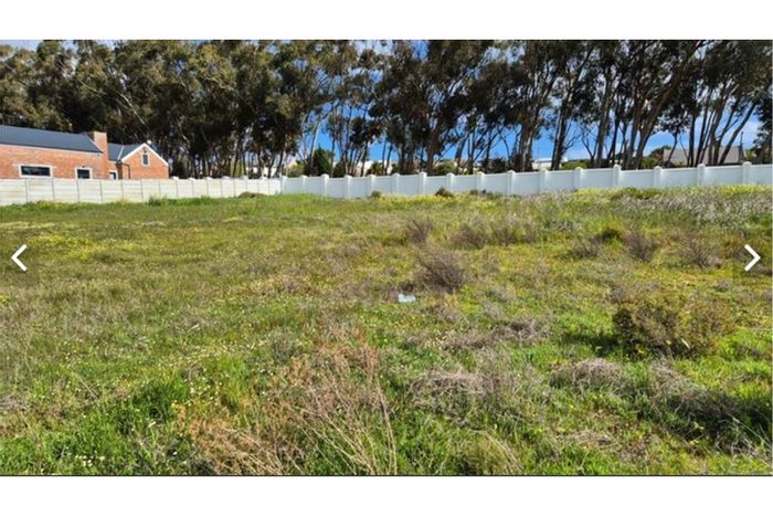 Vacant Land Residential in Darling Central for Sale - 801m², scenic views, near amenities.