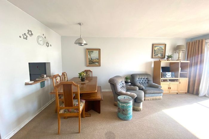 Sonneglans Apartment For Sale: 2 Bedrooms, private garden, community amenities for 50+.