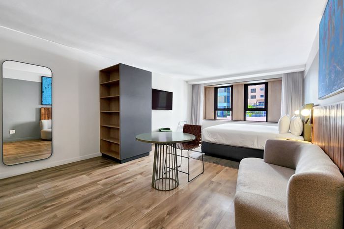 For Sale: Apartment in Foreshore with keyless entry, rooftop bar, and fitness center.