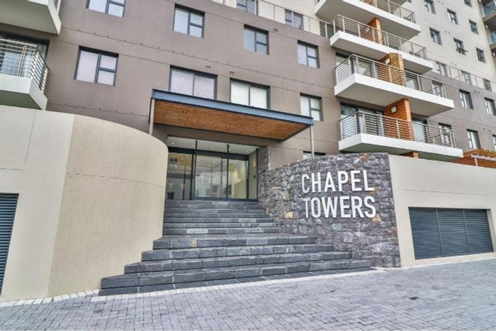 For Sale: 2-Bedroom Apartment in Zonnebloem with rooftop views and city amenities.