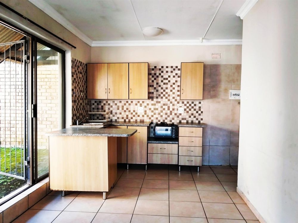 Flat 2 open plan living