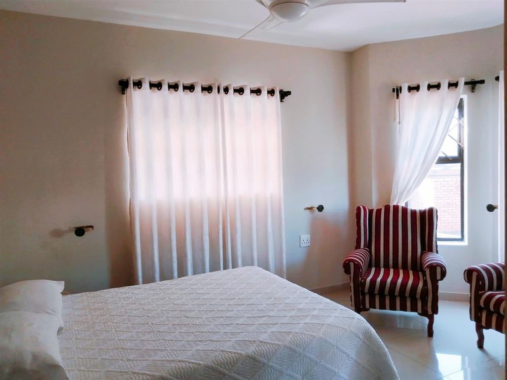 Man bedroom lower level