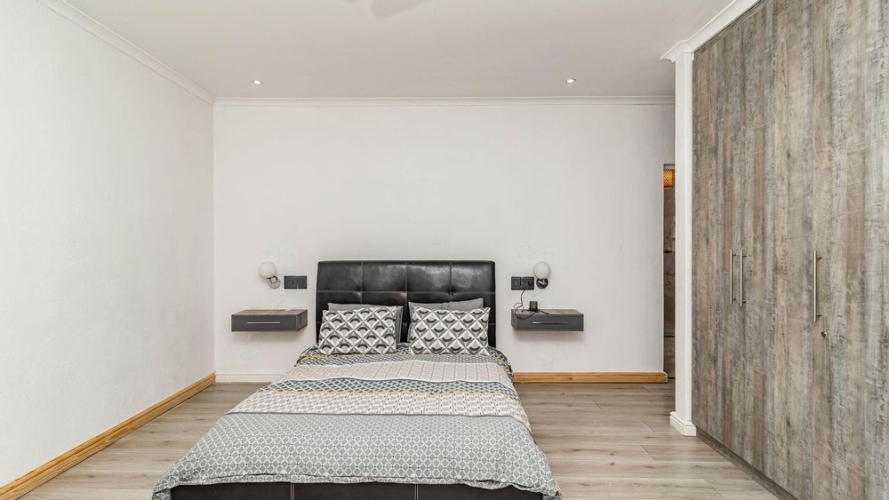 Main Bedroom with ensuite