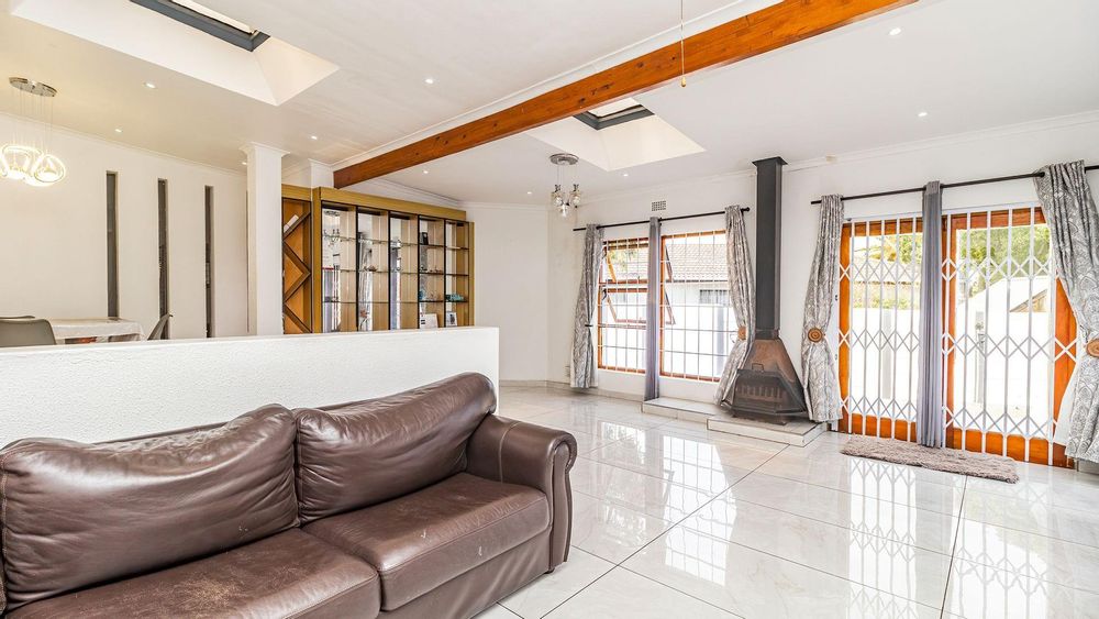 Large TV and entertainment space