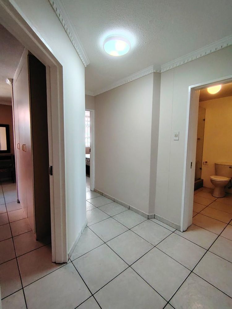 Passage to bedroom 3