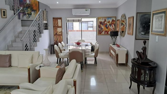 For Sale: Townhouse in Wild Olive Estate with 4 beds, pet-friendly, nature views.