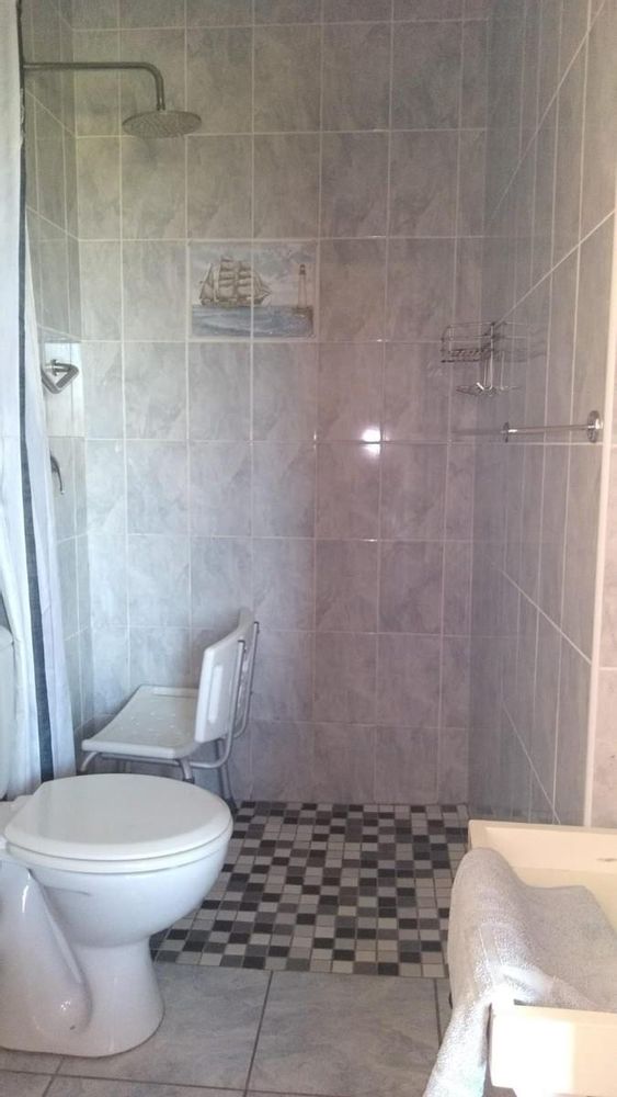 On-Suite Bathroom